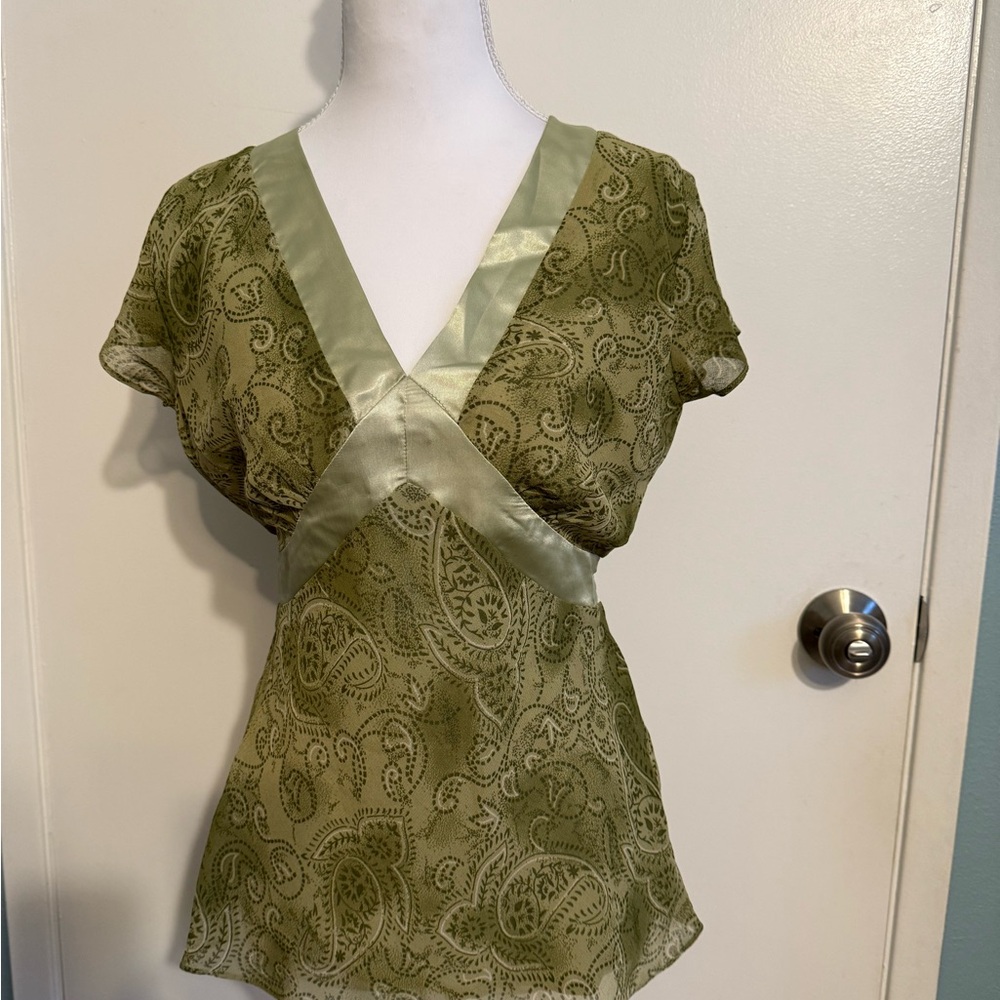Elegant Olive Paisley V-Neck Blouse